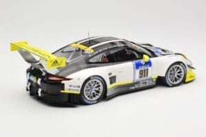 Porsche 911 991.1 GT3 R #911 Manthey Racing N. Tandy / E. Bamber 24h Nurburgring 2016 Minichamps 1:18 155166911 Metall - pilt 2/6