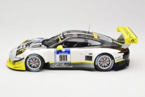 Porsche 911 991.1 GT3 R #911 Manthey Racing N. Tandy / E. Bamber 24h Nurburgring 2016 Minichamps 1:18 155166911 Metall - pilt 3/6