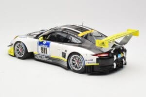 Porsche 911 991.1 GT3 R #911 Manthey Racing N. Tandy / E. Bamber 24h Nurburgring 2016 Minichamps 1:18 155166911 Metall - pilt 5/6