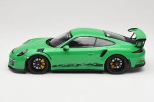 Porsche 911 991.1 GT3 RS Roheline Mustad Veljed Minichamps 1:18 153066228 Metall - pilt 3/6