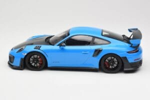 Porsche 911 991.2 GT2 RS Sinine Mustade Velgedega Minichamps 1:18 155068308 Metall - pilt 3/6