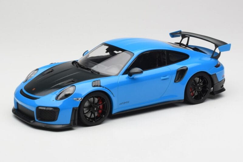 Porsche 911 991.2 GT2 RS Sinine Mustade Velgedega Minichamps 1:18 155068308 Metall