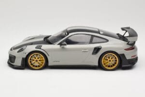 Porsche 911 991.2 GT2 RS Chalk Weissach Package Kuldsed Veljed Minichamps 1:18 155068304 Metall - pilt 3/6