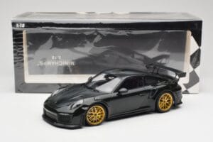 Porsche 911 991.2 GT2 RS Roheline Weissach Package Kuldsed Veljed Minichamps 1:18 155068306 Metall - pilt 6/6