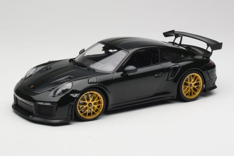Porsche 911 991.2 GT2 RS Roheline Weissach Package Kuldsed Veljed Minichamps 1:18 155068306 Metall