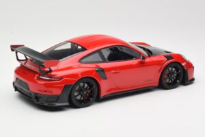 Porsche 911 GT2 RS 991.2 Punane Mustad Veljed Minichamps 1:18 155068307 Metall - pilt 2/6