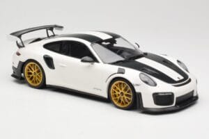 Porsche 911 991.2 GT2 RS Weissach Package Valge Kuldveljed Minichamps 1:18 153068308 Metall - pilt 4/6