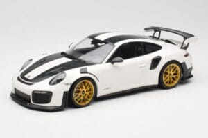 Porsche 911 991.2 GT2 RS Weissach Package Valge Kuldveljed Minichamps 1:18 153068308 Metall