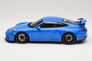 Porsche 911 991.2 GT3 Sinine Minichamps 1:18 110067024 Metall - pilt 4/8
