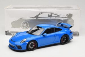 Porsche 911 991.2 GT3 Sinine Minichamps 1:18 110067024 Metall - pilt 8/8
