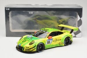 Porsche 911 991.2 GT3 R #911 Manthey Racing R. Dumas / F. Makowiecki 24 Hours of Nurburgring 2017 Minichamps 1:18 155176911 M - pilt 6/6