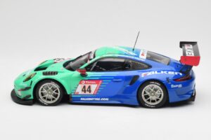 Porsche 911 GT3 R 991.2 Team Falken Motorsport #44 P. Dumbreck / M. Ragginger / S. Müller / K. Bachler ADAC 24 Hours Nürburgr - pilt 3/6