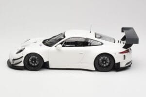 Porsche 911 991.2 GT3 R Valge Mustade Velgedega Minichamps 1:18 155186900 Metall - pilt 3/6