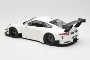 Porsche 911 991.2 GT3 R Valge Mustade Velgedega Minichamps 1:18 155186900 Metall - pilt 5/6