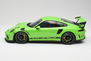 Porsche 911 991.2 GT3 RS Roheline GT Spirit 1:12 GT917 Vaik - pilt 3/6