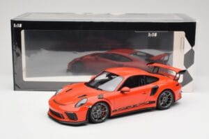 Porsche 911 991.2 GT3 RS Lava Orange & Hõbedased Veljed Minichamps 1:18 155068225 Metall - pilt 6/6