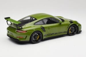 Porsche 911 991.2 GT3 RS Lizard Roheline Mustade Velgedega Minichamps 1:18 155068233 Metall - pilt 2/6