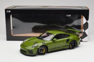 Porsche 911 991.2 GT3 RS Lizard Roheline Mustade Velgedega Minichamps 1:18 155068233 Metall - pilt 6/6