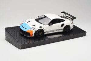 Porsche 911 991.2 GT3 RS Manthey Racing Valge & Sinine & Oranž Minichamps 1:18 MR-911-GT3RS-1805 Metall - pilt 2/6