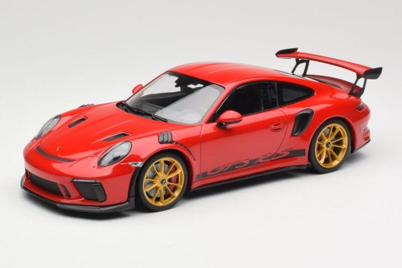 Porsche 911 991.2 GT3 RS Punane Kuldiste Velgedega Minichamps 1:18 155068220 Metall