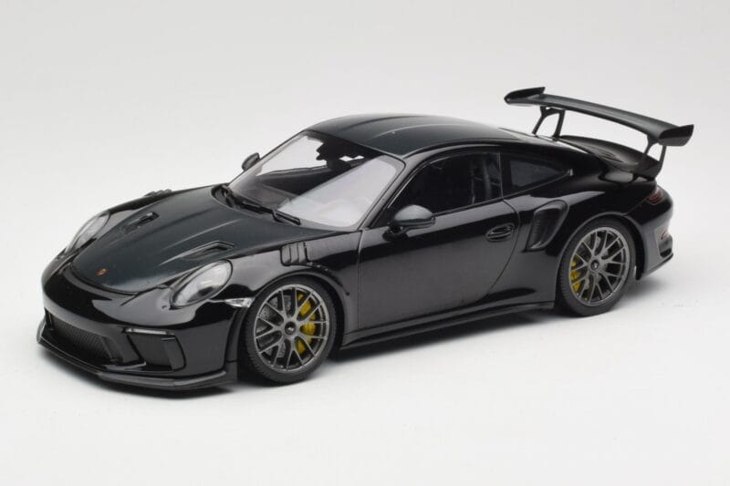 Porsche 911 991.2 GT3 RS Weissach Package Must Hõbedased Magneesium Veljed Minichamps 1:18 153068229 Metall
