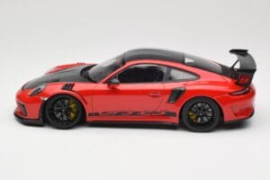 Porsche 911 991.2 GT3 RS Weissach Package Guards Red Mustad Veljed Minichamps 1:18 153068223 Metall - pilt 3/6