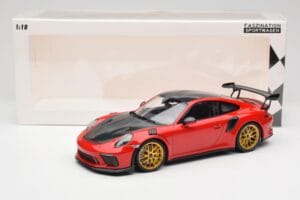 Porsche 911 991.2 GT3 RS Weissach Package Guards Red Kuldsed Magneesium Veljed Minichamps 1:18 153068236 Metall - pilt 6/6