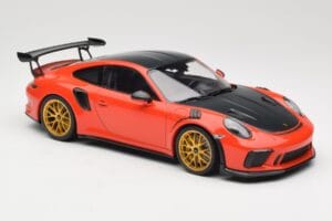 Porsche 911 991.2 GT3 RS Weissach Package Lava Orange Kuldsed Magneesium Veljed Minichamps 1:18 153068227 Metall - pilt 4/6