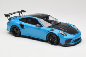 Porsche 911 991.2 GT3 RS Weissach Package Shark Blue Mustad Magneesium Veljed Minichamps 1:18 153068224 Metall - pilt 4/6