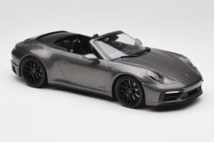 Porsche 911 992 Carrera 4 GTS Kabriolett Grey Metallic Minichamps 1:18 155063031 Metall - pilt 4/6