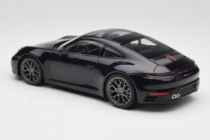 Porsche 911 992 Carrera 4S Blue Metallic Minichamps 1:18 155067321 Metall - pilt 3/6
