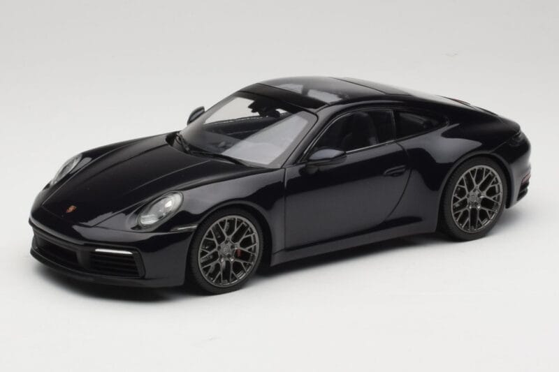 Porsche 911 992 Carrera 4S Blue Metallic Minichamps 1:18 155067321 Metall