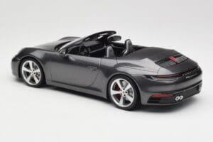 Porsche 911 992 Carrera 4S Kabriolett Agate Grey Metallic Minichamps 1:18 155067336 Metall - pilt 5/6