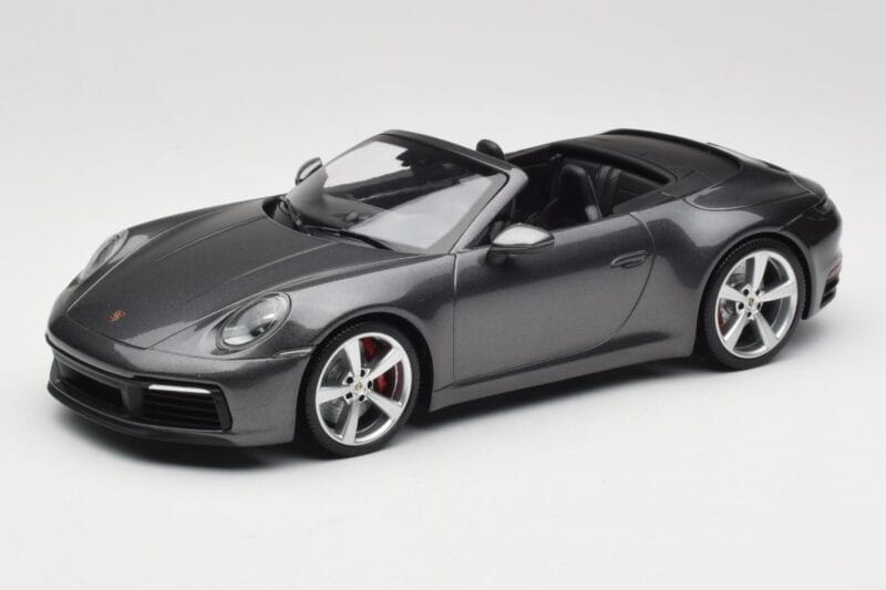 Porsche 911 992 Carrera 4S Kabriolett Agate Grey Metallic Minichamps 1:18 155067336 Metall