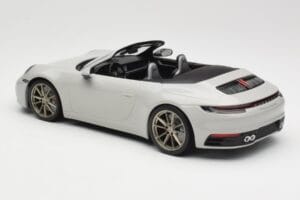 Porsche 911 992 Carrera 4S Kabriolett Hall Minichamps 1:18 155067335 Metall - pilt 5/6