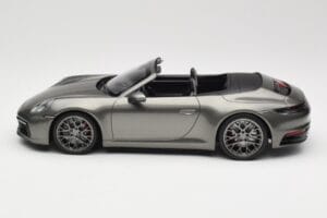 Porsche 911 992 Carrera 4S Kabriolett Mamba Green Metallic Minichamps 1:18 155067337 Metall - pilt 3/6