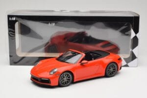 Porsche 911 992 Carrera 4S Kabriolett Oranž Minichamps 1:18 155067334 Metall - pilt 6/6