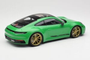 Porsche 911 992 Carrera 4S Python Green Minichamps 1:18 155067325 Metall - pilt 2/6