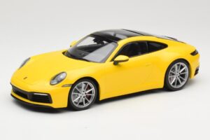 Porsche 911 992 Carrera 4S Kollane Minichamps 1:18 155067320 Metall
