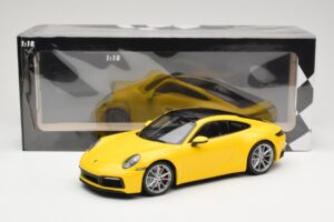 Porsche 911 992 Carrera 4S Kollane Minichamps 1:18 155067320 Metall - pilt 6/6