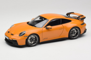 Porsche 911 992 GT3 Bahama Yellow Norev 1:18 187387 Metall