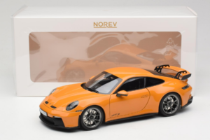 Porsche 911 992 GT3 Bahama Yellow Norev 1:18 187387 Metall - pilt 8/8