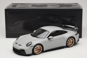 Porsche 911 992 GT3 Chalk Kuldsed Veljed Minichamps 1:18 117069001 Metall - pilt 6/6