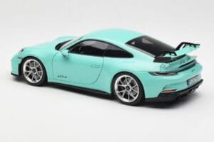Porsche 911 992 GT3 Mint Roheline Norev 1:18 187316 Metall - pilt 7/8