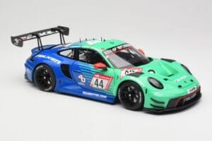 Porsche 911 992 GT3 R Falken #44 D. Eriksson / T. Heinemann 24 Hours of Nurburgring 2023 Minichamps 1:18 113236344 Metall - pilt 6/8