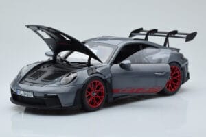 Porsche 911 992 GT3 RS Arctic Hall Pyro Punane Norev 1:18 187350 Metall - pilt 2/8