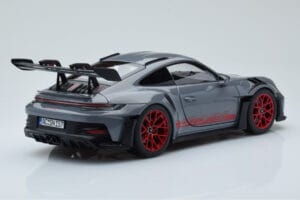 Porsche 911 992 GT3 RS Arctic Hall Pyro Punane Norev 1:18 187350 Metall - pilt 3/8