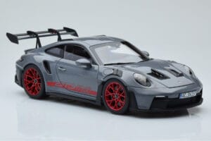 Porsche 911 992 GT3 RS Arctic Hall Pyro Punane Norev 1:18 187350 Metall - pilt 6/8