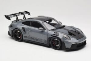 Porsche 911 992 GT3 RS Crayon Weissach Package & Black Wheels Minichamps 1:18 110062024 Metall - pilt 6/8