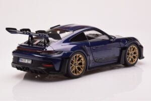 Porsche 911 992 GT3 RS Gentian Sinine Metallik Norev 1:18 187363 Metall - pilt 3/8